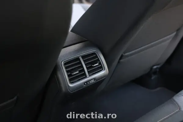 Poza anunț 24