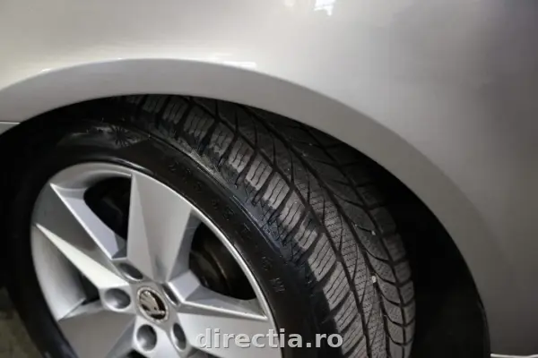 Poza anunț 32