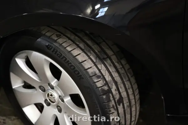 Poza anunț 32