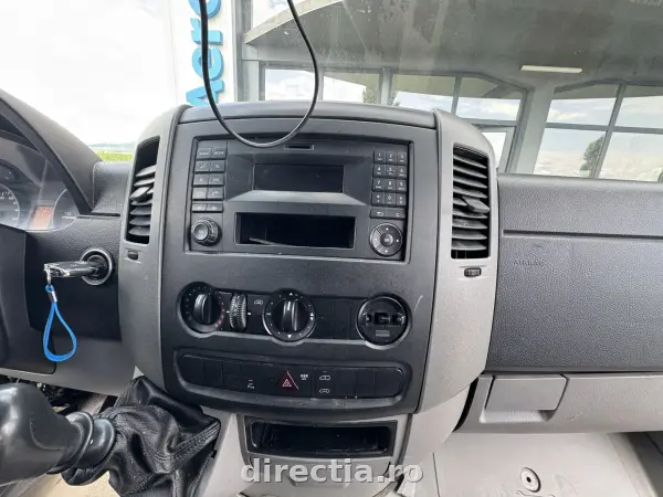 Poza anunț 10