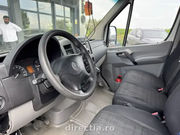 Poza anunț 8