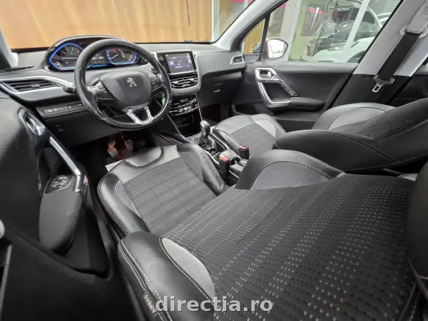 Poza anunț 12