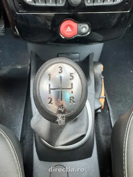 Poza anunț 13