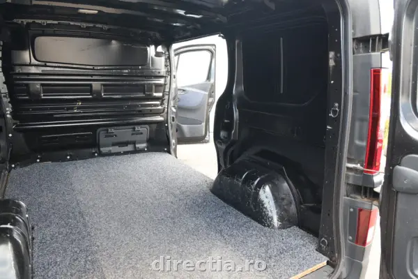 Poza anunț 28