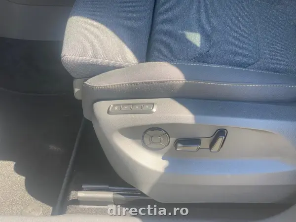 Poza anunț 14