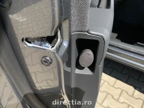 Poza anunț 11