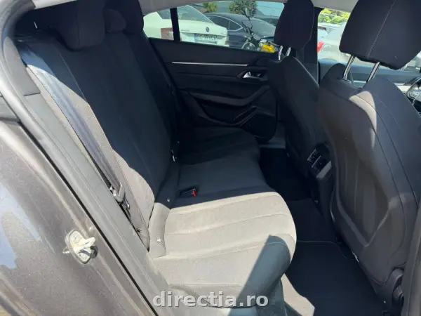 Poza anunț 18