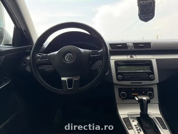 Poza anunț 12