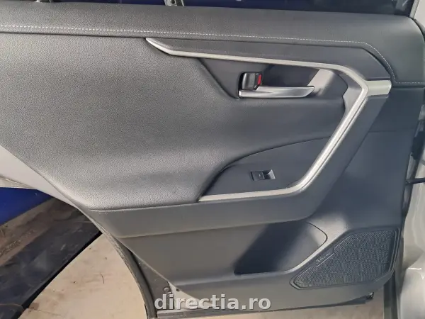 Poza anunț 23
