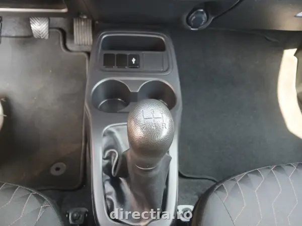 Poza anunț 12