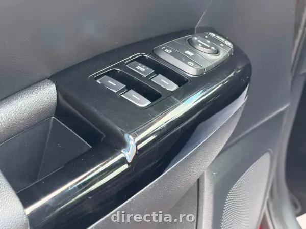 Poza anunț 35