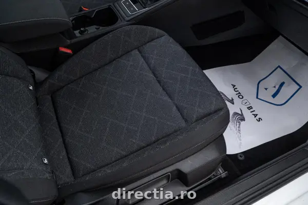 Poza anunț 38