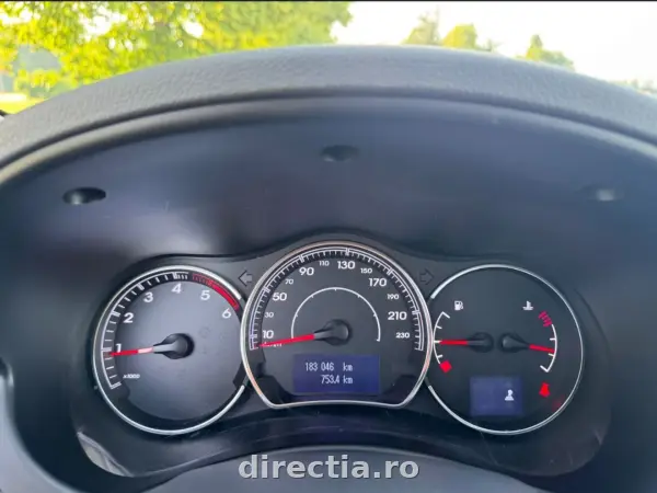 Poza anunț 11