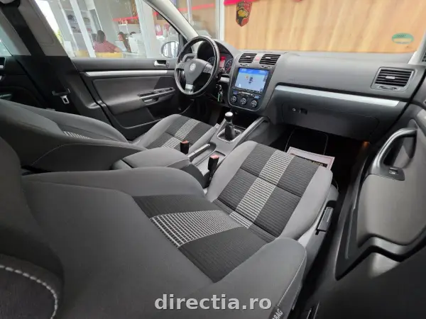 Poza anunț 13