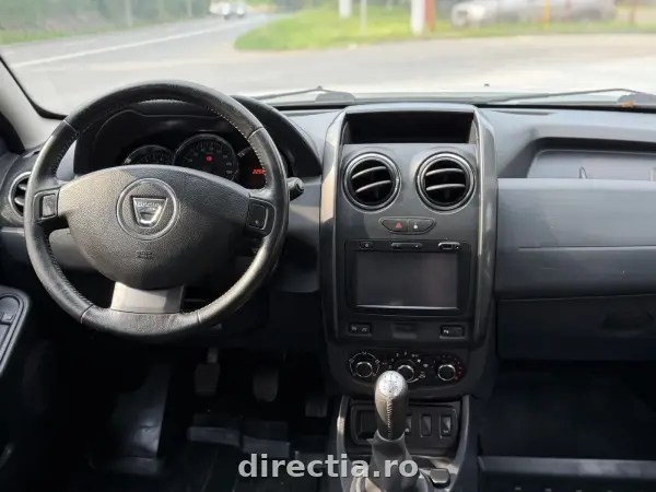 Poza anunț 12