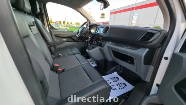 Poza anunț 12
