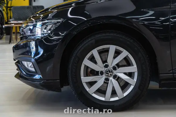 Poza anunț 40