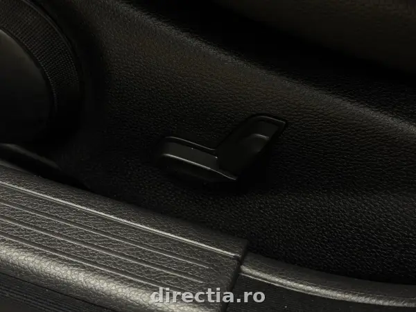 Poza anunț 12