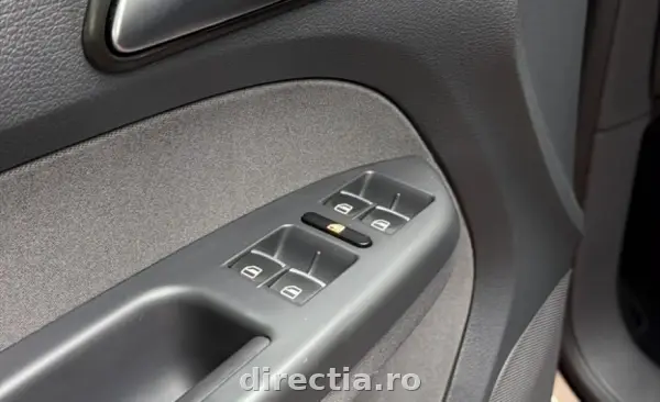 Poza anunț 35