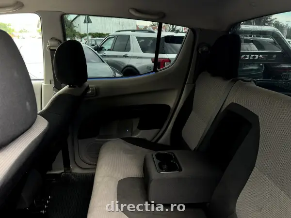 Poza anunț 12