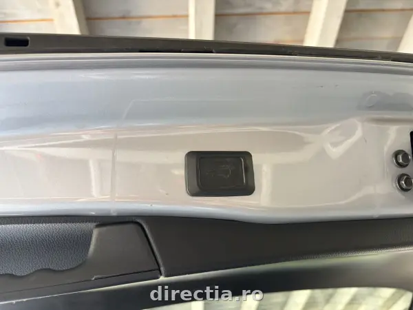 Poza anunț 32