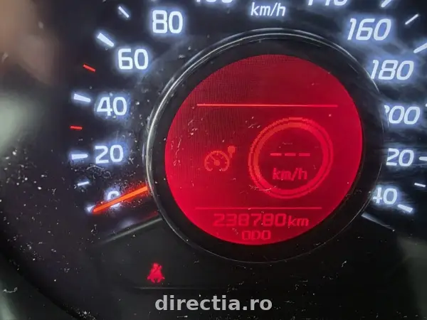 Poza anunț 11