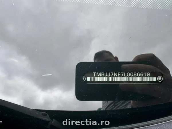 Poza anunț 18