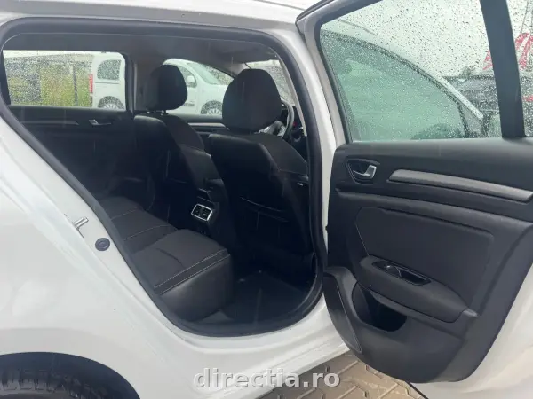 Poza anunț 18