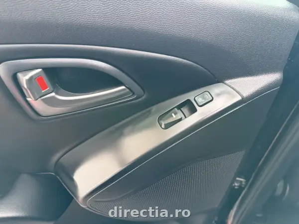 Poza anunț 12