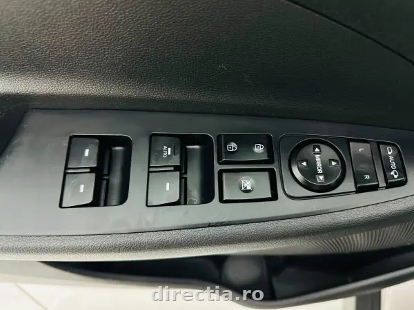Poza anunț 12