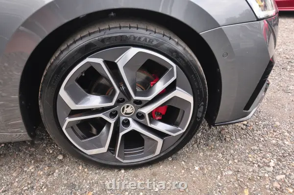 Poza anunț 24