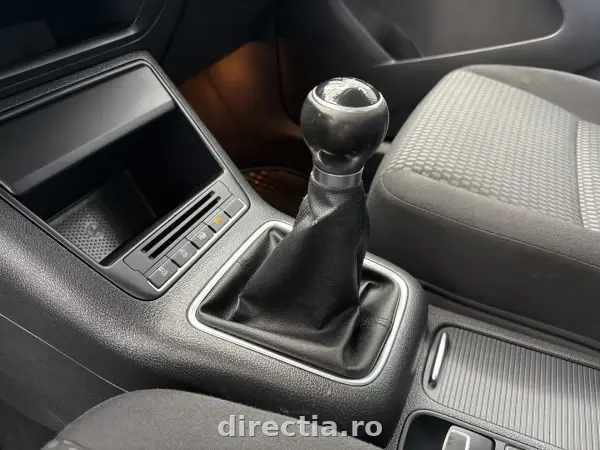 Poza anunț 18