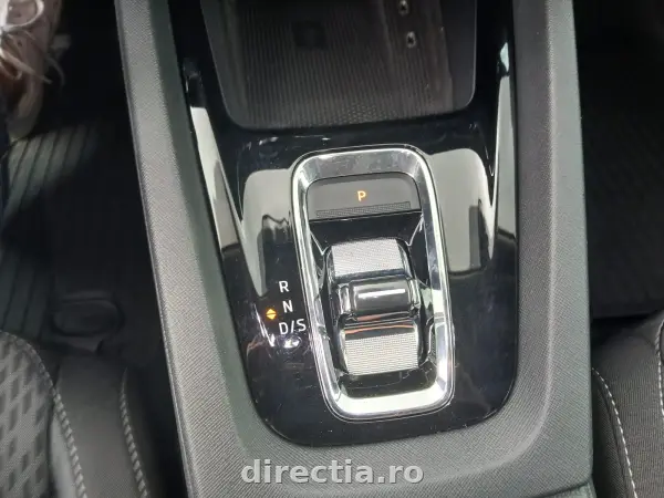 Poza anunț 12