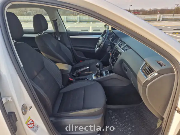Poza anunț 23