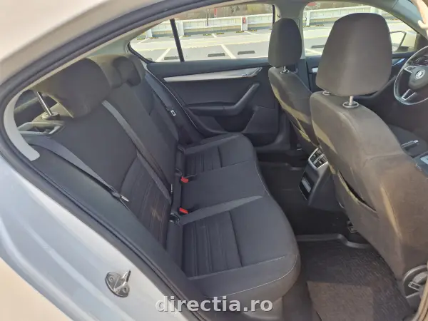 Poza anunț 25