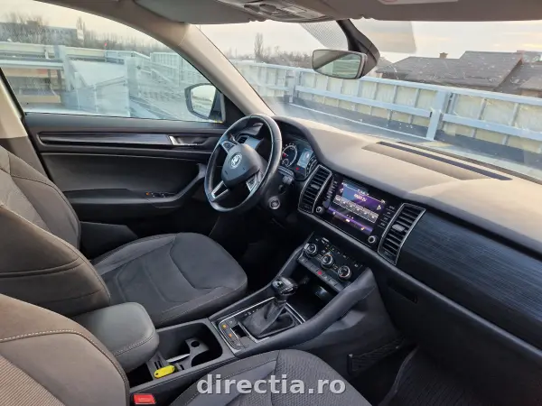 Poza anunț 24