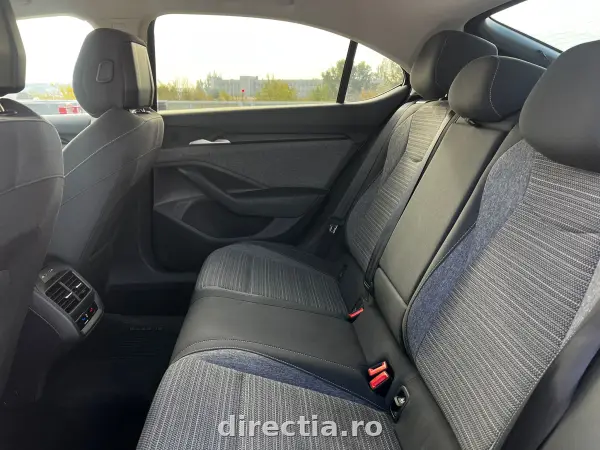 Poza anunț 20