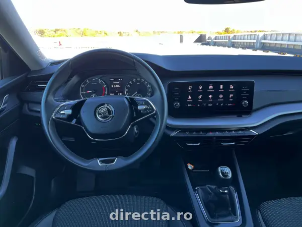Poza anunț 13