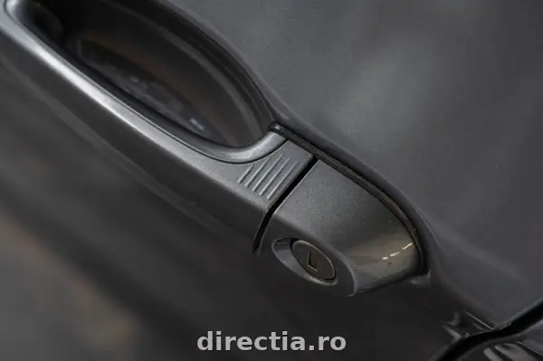 Poza anunț 18