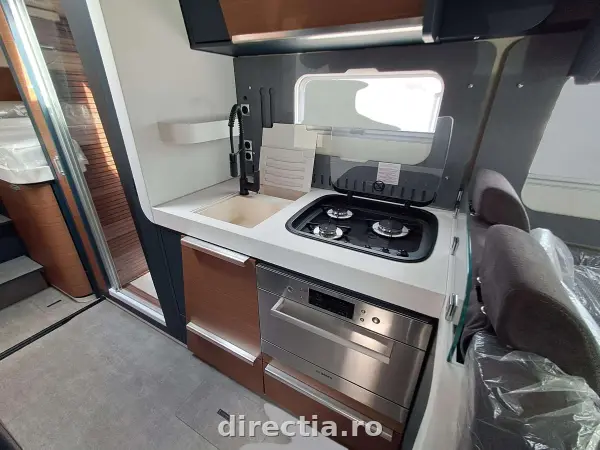 Poza anunț 13