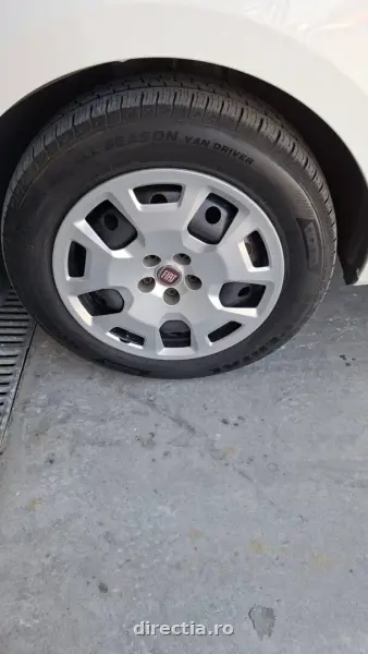Poza anunț 17