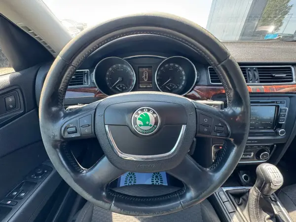 Poza anunț 23