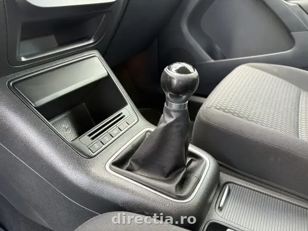Poza anunț 18