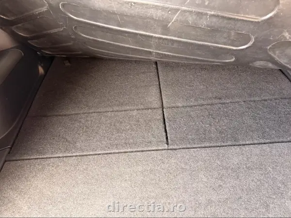Poza anunț 12