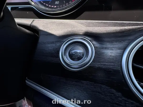 Poza anunț 32