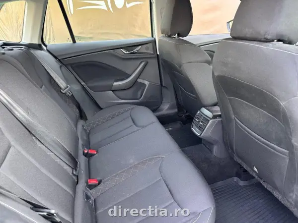 Poza anunț 12