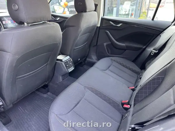 Poza anunț 11