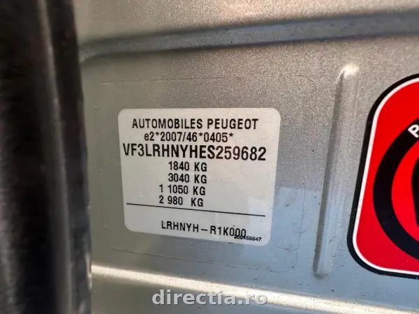 Poza anunț 12
