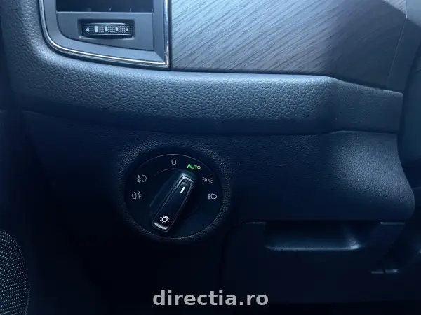 Poza anunț 28