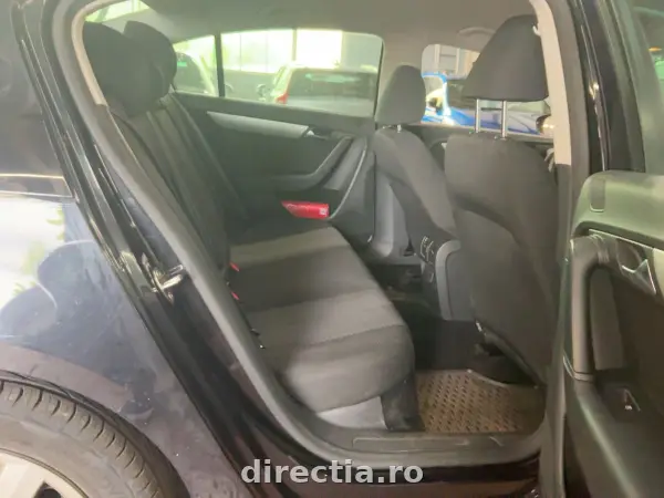 Poza anunț 11